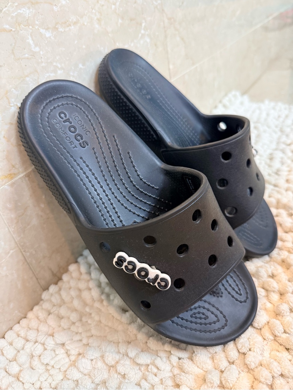Sale☀️CROCS Black Vented Slide Sandals